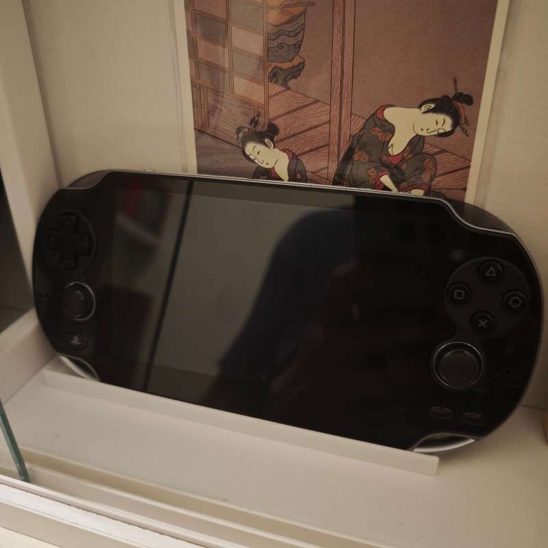 Портативная подставка для игро – обзор и цена Handheld Gaming Console